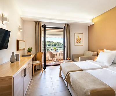 Resort Petalon 4*, Vrsar: oddih na morju Resort Petalon 4*, Vrsar: oddih na morju