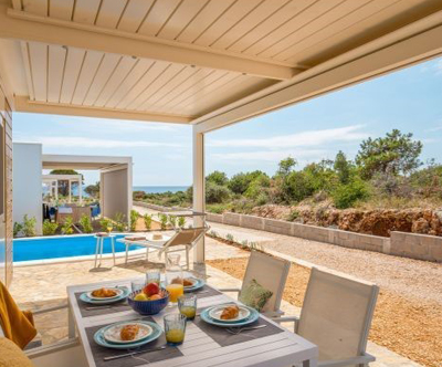 Terra Park Phalaris Holiday Homes 4*, poletni getaway