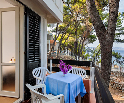 Fontana resort, Jelsa, Hvar: oddih v apartmaju
