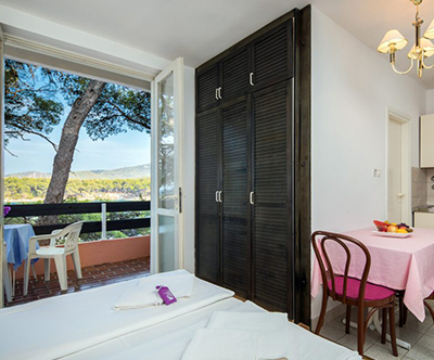 Fontana resort, Jelsa, Hvar: oddih v apartmaju Fontana resort, Jelsa, Hvar: oddih v apartmaju