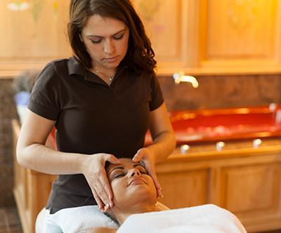 Terme Ptuj, aroma masaža z oljem orhideje in jojobe Terme Ptuj, aroma masaža z oljem orhideje in jojobe