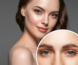 Minimalist beauty: korejsko vihanje trepalnic