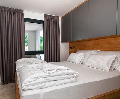 Kamp Plitvice 5*: oddih v mobilni hišici 