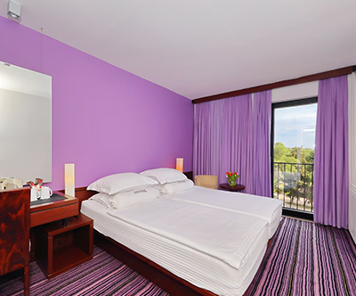 Hotel Adriatic 3*+, Biograd na Moru, Hrvaška Hotel Adriatic 3*+, Biograd na Moru, Hrvaška