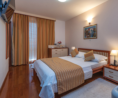 Hotel Trogir Palace 4*: oddih s polpenzionom Hotel Trogir Palace 4*: oddih s polpenzionom