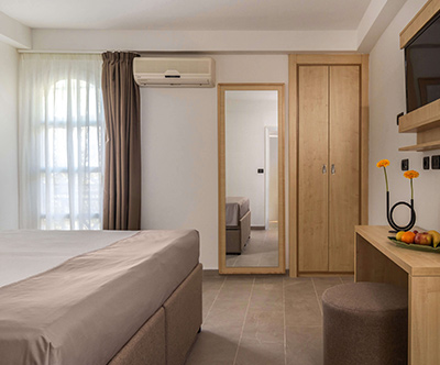 Hotel Delfin 3*, Omišalj, Krk: oddih s polpenzionom