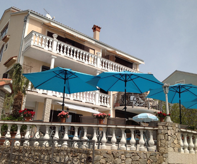 Apartmaji Villa Vera, Novi Vinodolski: vila z bazenom Apartmaji Villa Vera, Novi Vinodolski: vila z bazenom
