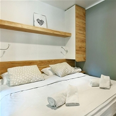 Polidor Camping Park 4*: mobilne hiške Deluxe, jacuzzi