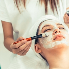 DS Beauty salon; nega obraza in telesa 2v1