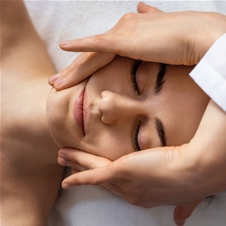 60-minutni FACEFITNESS tretma obraza!
