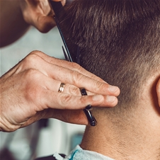 Frizerski salon Huda čupca: moško striženje las