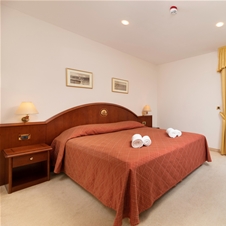 Hotel Kanajt 4*, Punat, otok Krk