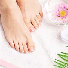 Salon Beauty District, medicinska SPA pedikura z masažo