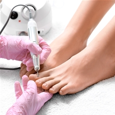 Salon Beauty District, medicinska SPA pedikura z masažo