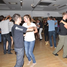 Plesna šola Samba: začetni tečaj salse za par