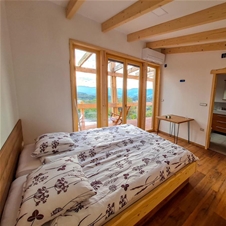 Panorama glamping Vipavska dolina: oddih v naravi