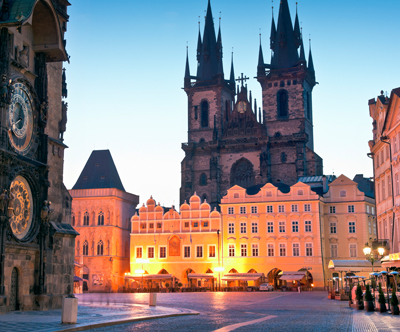 Popoln oddih v zlati Pragi s povratno letalsko karto