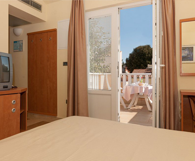 Popoln vikend oddih v Rovinju; Resort Amarin 4* sobe