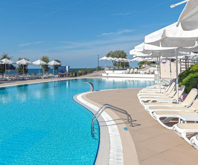 Oddih na otocku Sv. Andrije v Island Hotelu Istra 4*