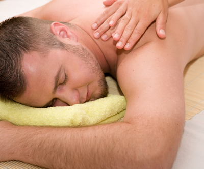 Detox sprostitvena masaža + GRATIS: detox napitek