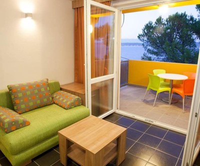 Družinski oddih v apartmajih 3* na prelepem Ugljanu