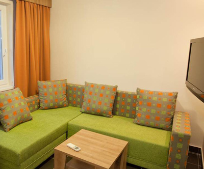 Družinski oddih v apartmajih 3* na prelepem Ugljanu