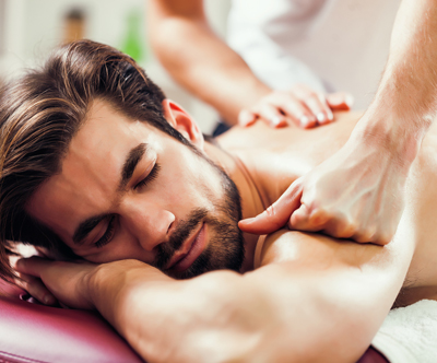 Energijska masaža hrbta (45-50 min) v salonu Aurora
