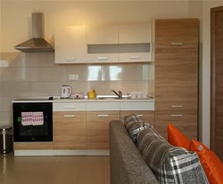 pula, apartma orange brist