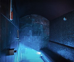Hotel A