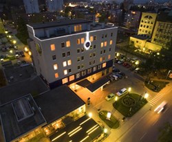 hotel paka