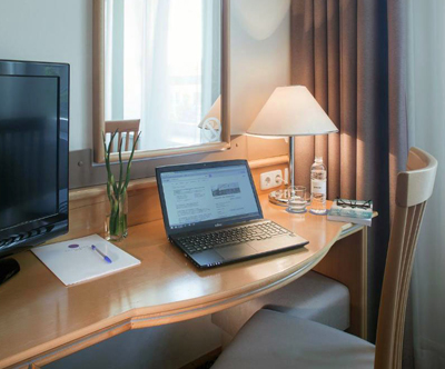 Popoln oddih ob vrhunski kulinariki; Hotel Paka 4*