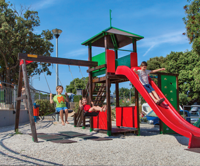 Hiške za 4+1; Marina Camping Resort 4* by Valamar