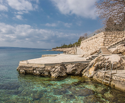 Nepozaben oddih v apartmajih Di Blu z lastno plažo