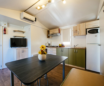 Zaton Holiday Resort: mobilna hiška ali apartma 3*