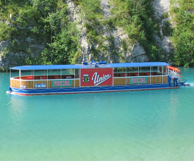 Vožnja z ladjico Lucija po jezeru: Most na Soči