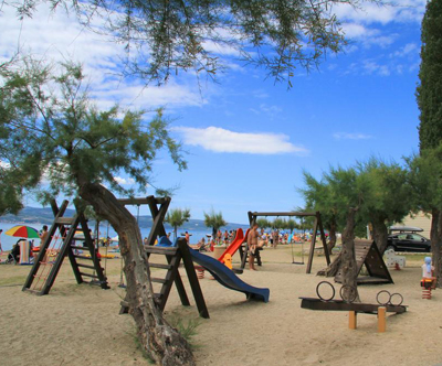 Kamp Galeb 3*, Omiš: mobilne hiške