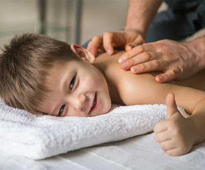 Salon Sprostilni kotiček: Otroška masaža