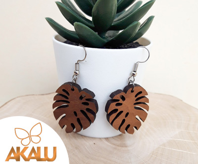 Akalu leseni uhani: model monstera