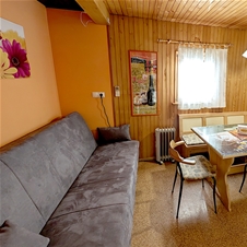 Čebelarjeva hiška, Kamp Natura, Terme Olimia